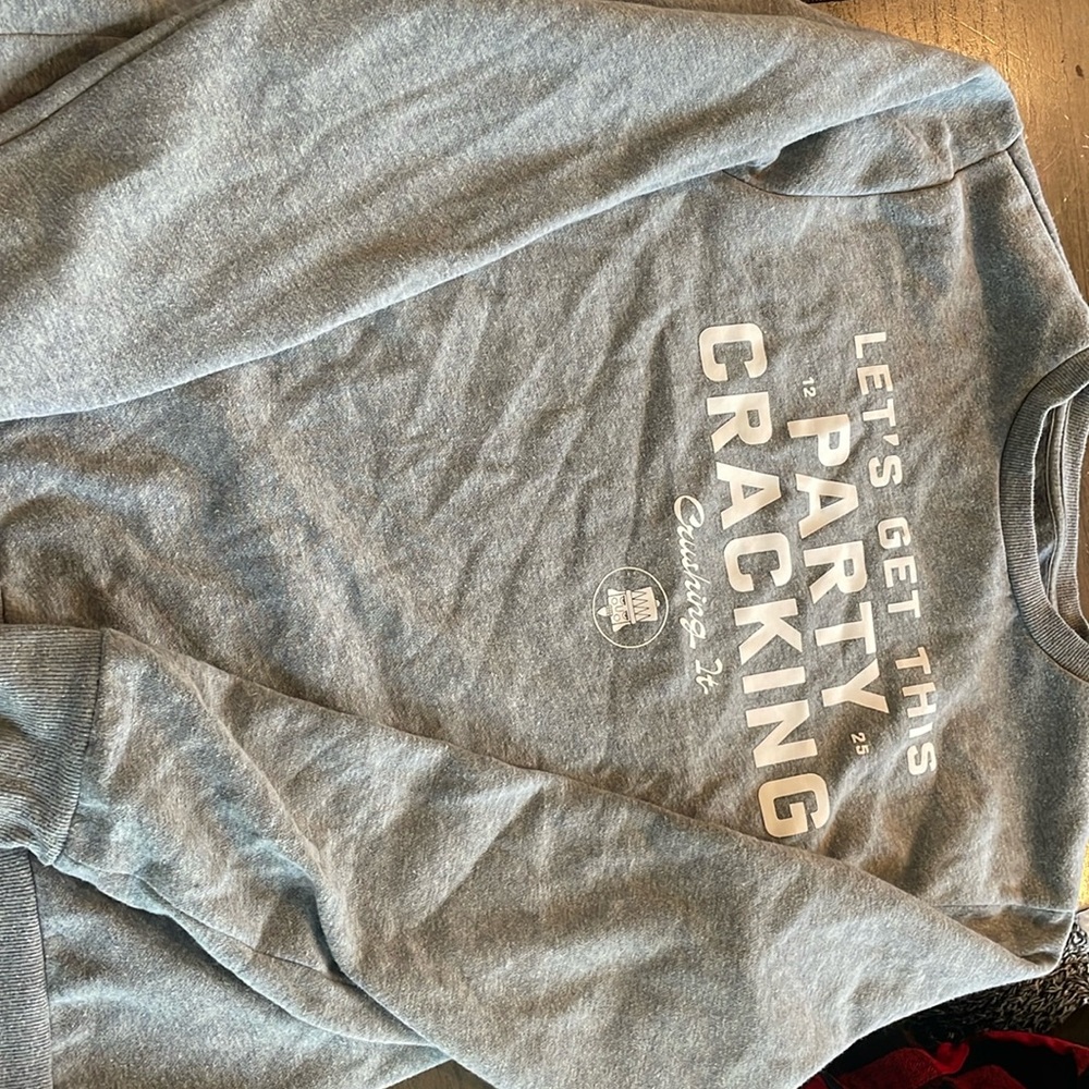 Sweat shirt